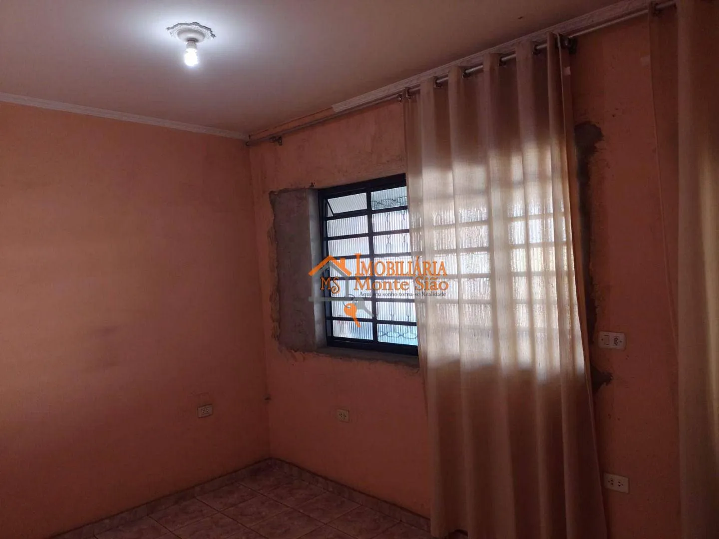 Imagem Sobrado com 2 dormitórios à venda, 147 m² por R$ 371.000,00 - Jardim Ema - Guarulhos/SP