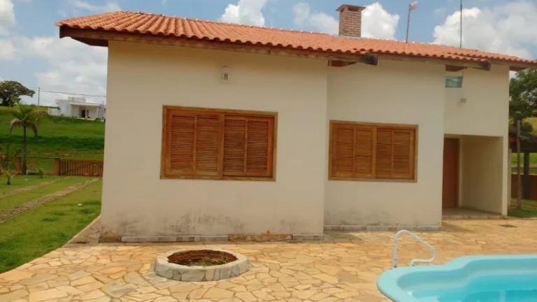 Imagem Linda casa de campo a venda no condomínio Ninho Verde II Eco Residence