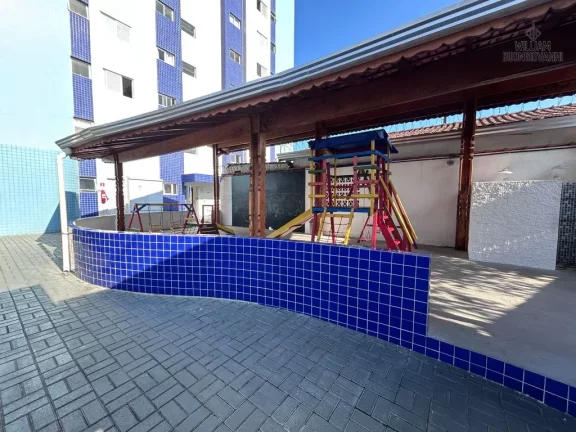 Imagem Caiçara te chama: apartamento a 820m da praia por R$ 280 mil