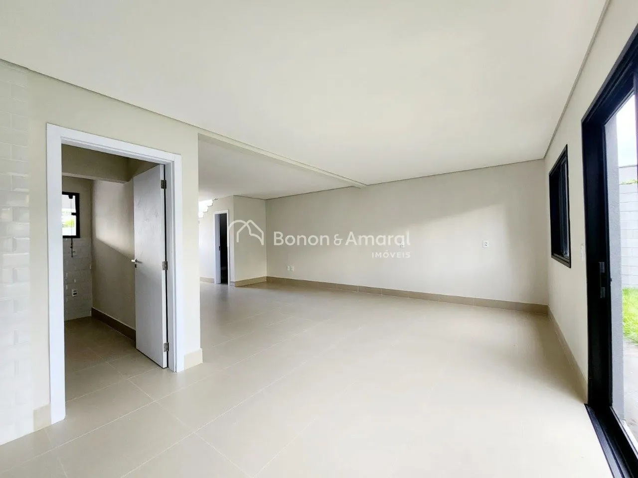 Imagem Sobrado para venda no Residencial Saint Moritiz na cidade de Paulínia/SP