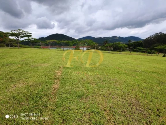 Imagem LINDO LOTE A VENDA EM CONDOMÍNIO EM PIRACAIA COM ACESSO A RE