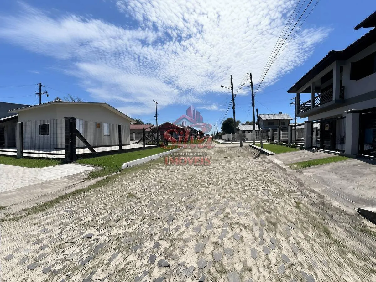 Imagem C607 | Casa com quiosque à venda a 100m do mar no Mariluz