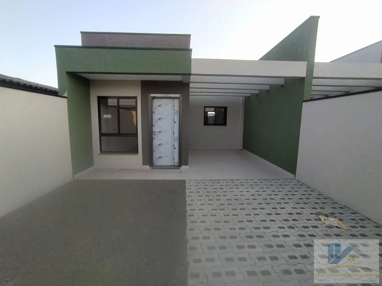 Imagem Casa para Venda em São José dos Pinhais, Cruzeiro, 3 dormitórios, 1 suíte, 2 banheiros, 2 vagas