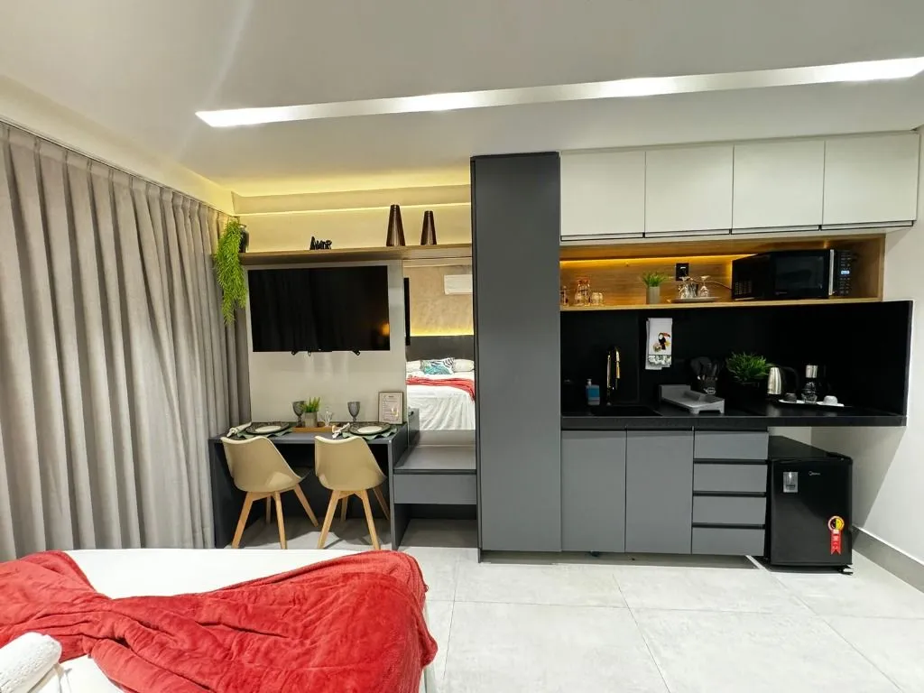 Imagem Loft moderno no Bessa, a 50m do mar, com suíte climatizada, coworking, piscina e segurança 24h.