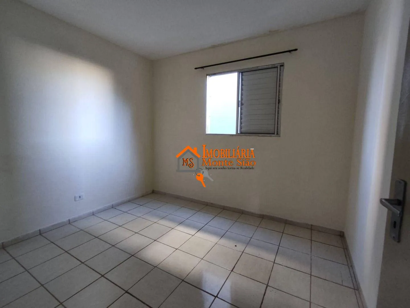 Imagem Apartamento com 2 dormitórios à venda, 46 m² por R$ 230.000,00 - Jardim Santo Expedito - Guarulhos/SP