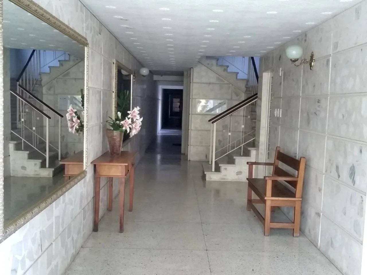 Imagem Vende-se apartamento com 3 quartos(1 suíte), 114m² e 1 vaga - Moinhos de Vento
