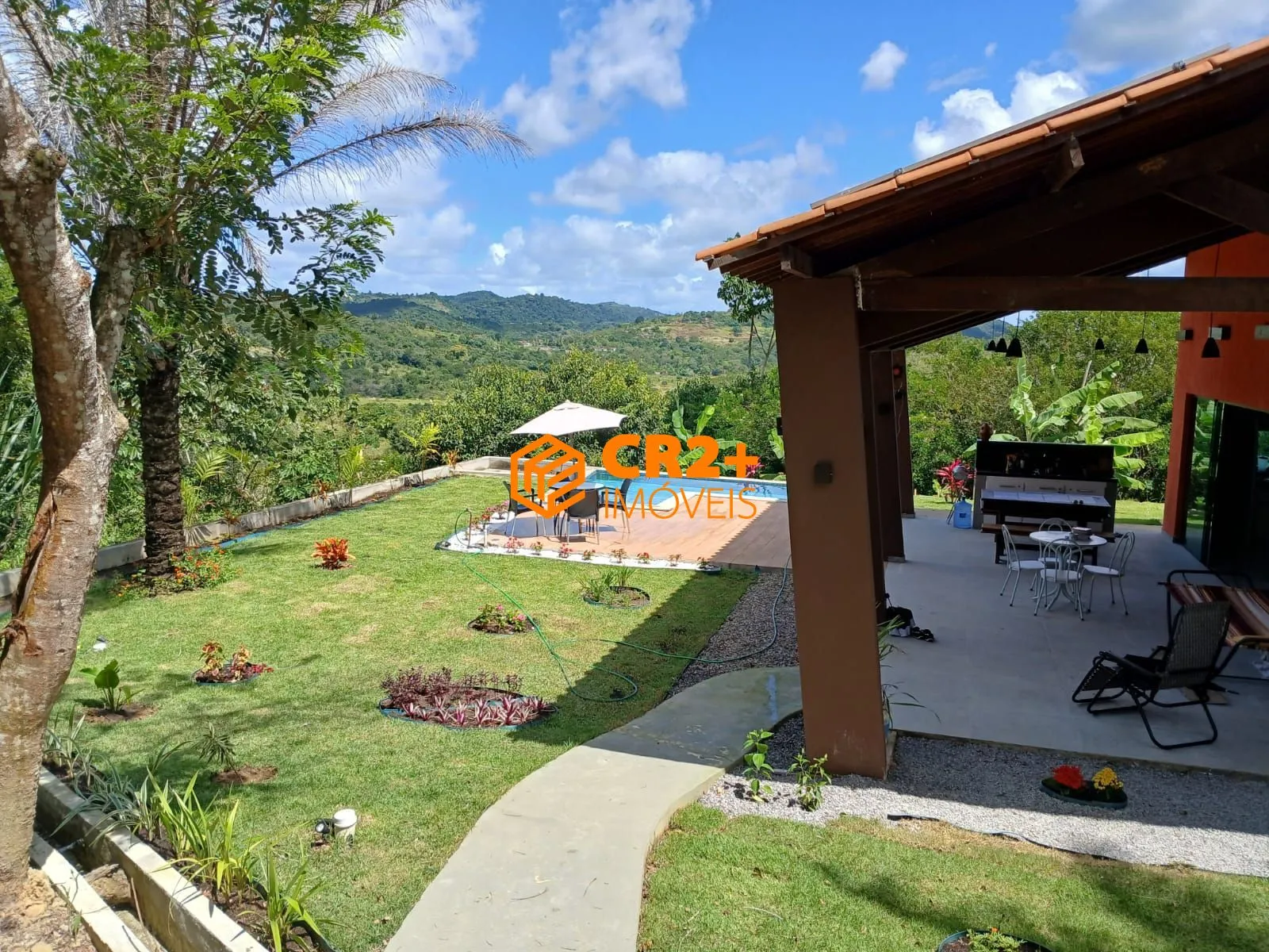 Imagem Casa com Piscina, 3 Suítes e 1.200m² - Condomínio Alameda dos Ipês | Bonança