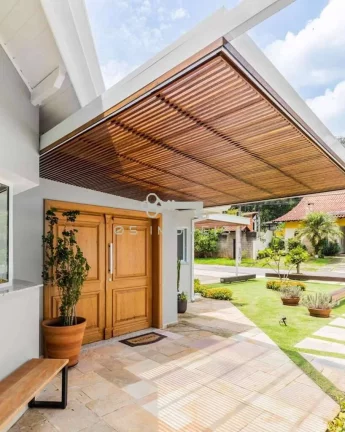 Imagem Condomínio Terras do Madeira - casa térrea, linda e reformada + edícula!