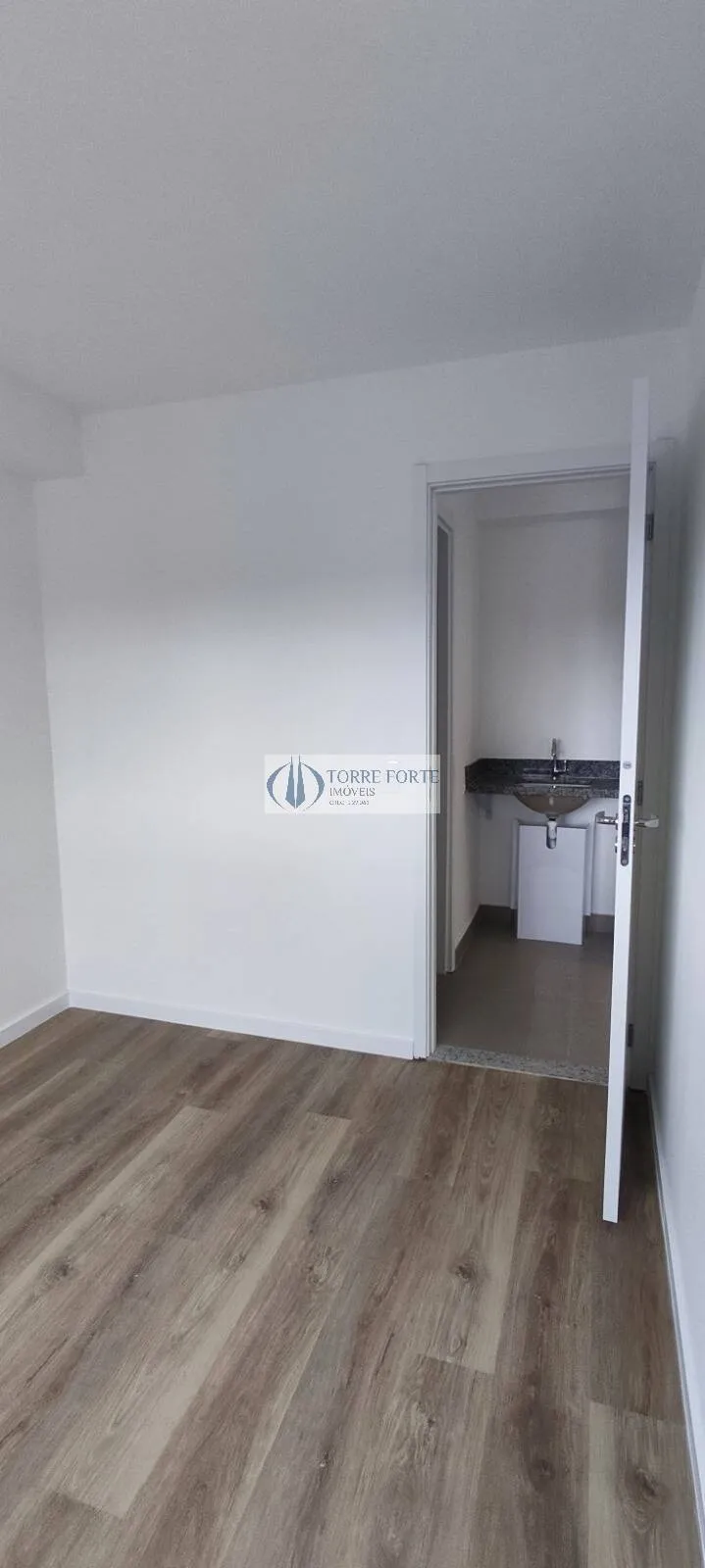 Imagem Apartamento 31 m² 1 dorm. a 450 m do Metrô Butantã pronto para ser decorado