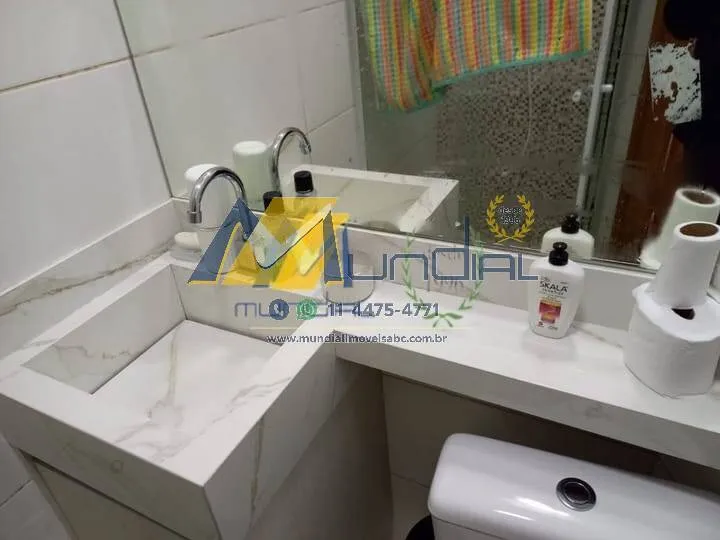 Imagem Vendo Sobrado em Santo André, Vila F. Matarazzo