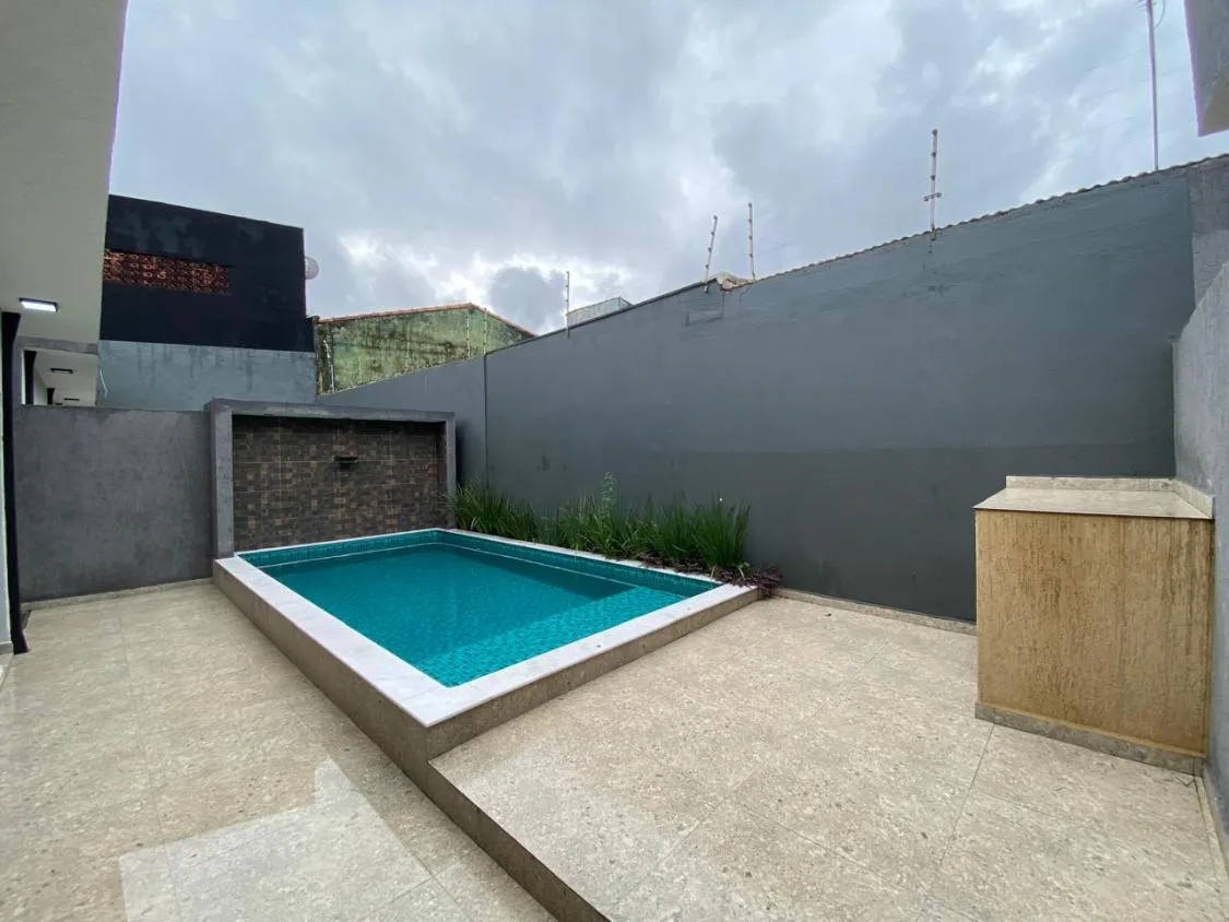 Imagem CASA NOVA COM PISCINA E ACEITA FINANCIAMENTO BANCÁRIO NO JARDIM DAS PALMEIRAS EM ITANHAÉM