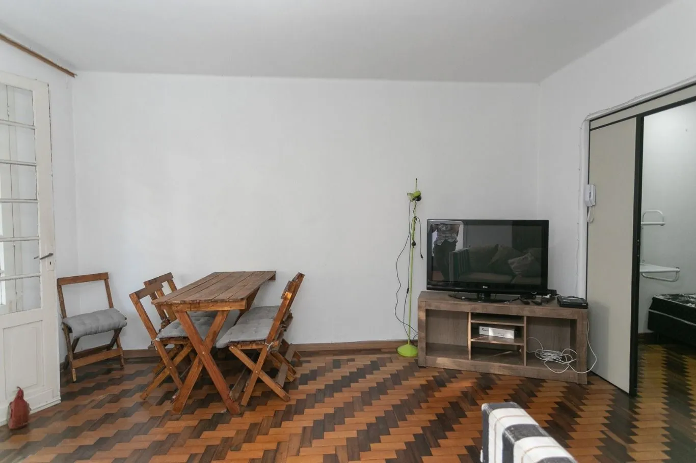 Imagem Vende-se apartamento com 3 quartos(1 suíte), 95m², sacada e 1 vaga - Bela Vista