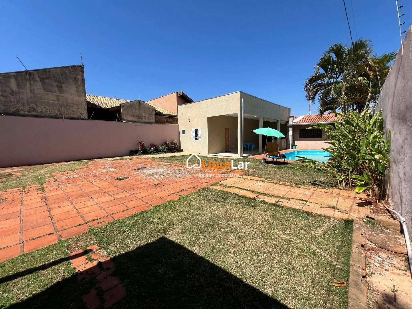 Imagem Casa para Locação na Vila Célia com 3 Suítes, Piscina e Varanda Gourmet.