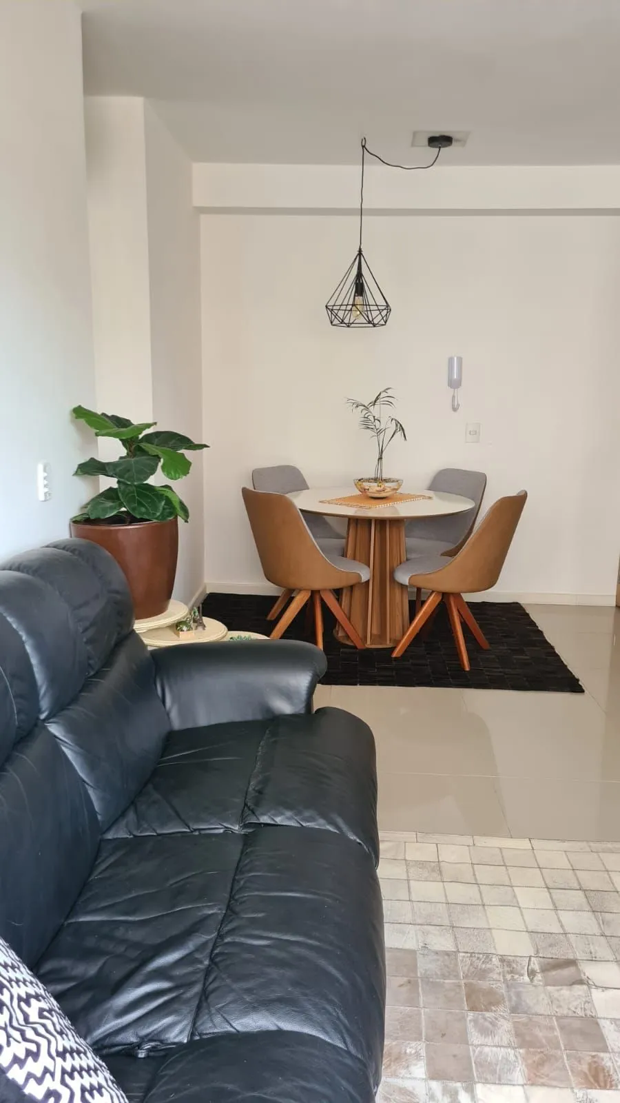 Imagem Apartamento 2 Dormitórios Jardim Carvalho