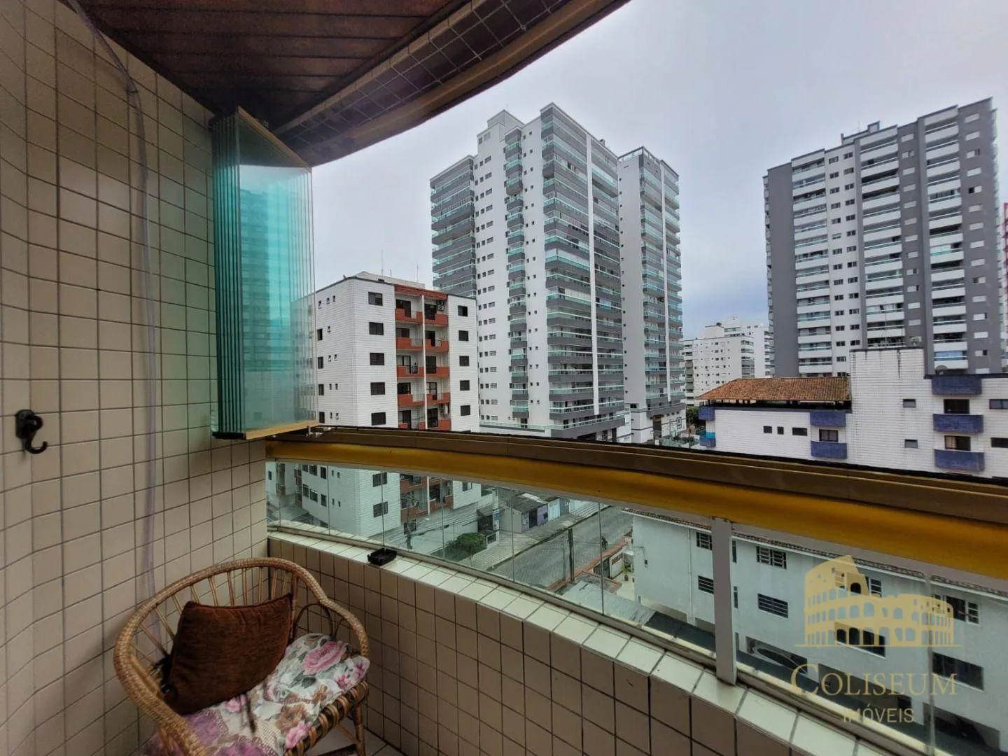 Imagem Apartamento com 2 dormitórios à venda, 67 m² por R$ 400.000,00 - Vila Assunção - Praia Grande/SP