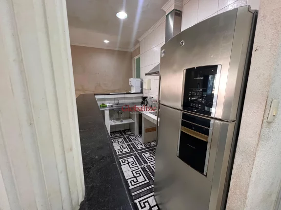 Imagem Sobrado à venda com 220m², 3 quartos, 2 suítes, 8 vagas por R$800.000,00 na Vila Mathias em Santos