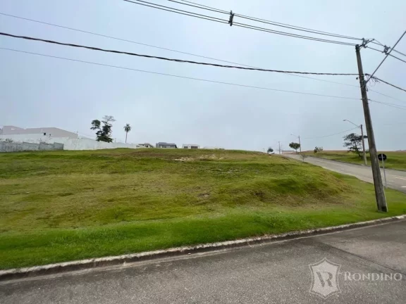 Foto do imóvel Terreno aclive de esquina, frente bosque no Fazenda Jequitibá. em Avenida Jequitibá