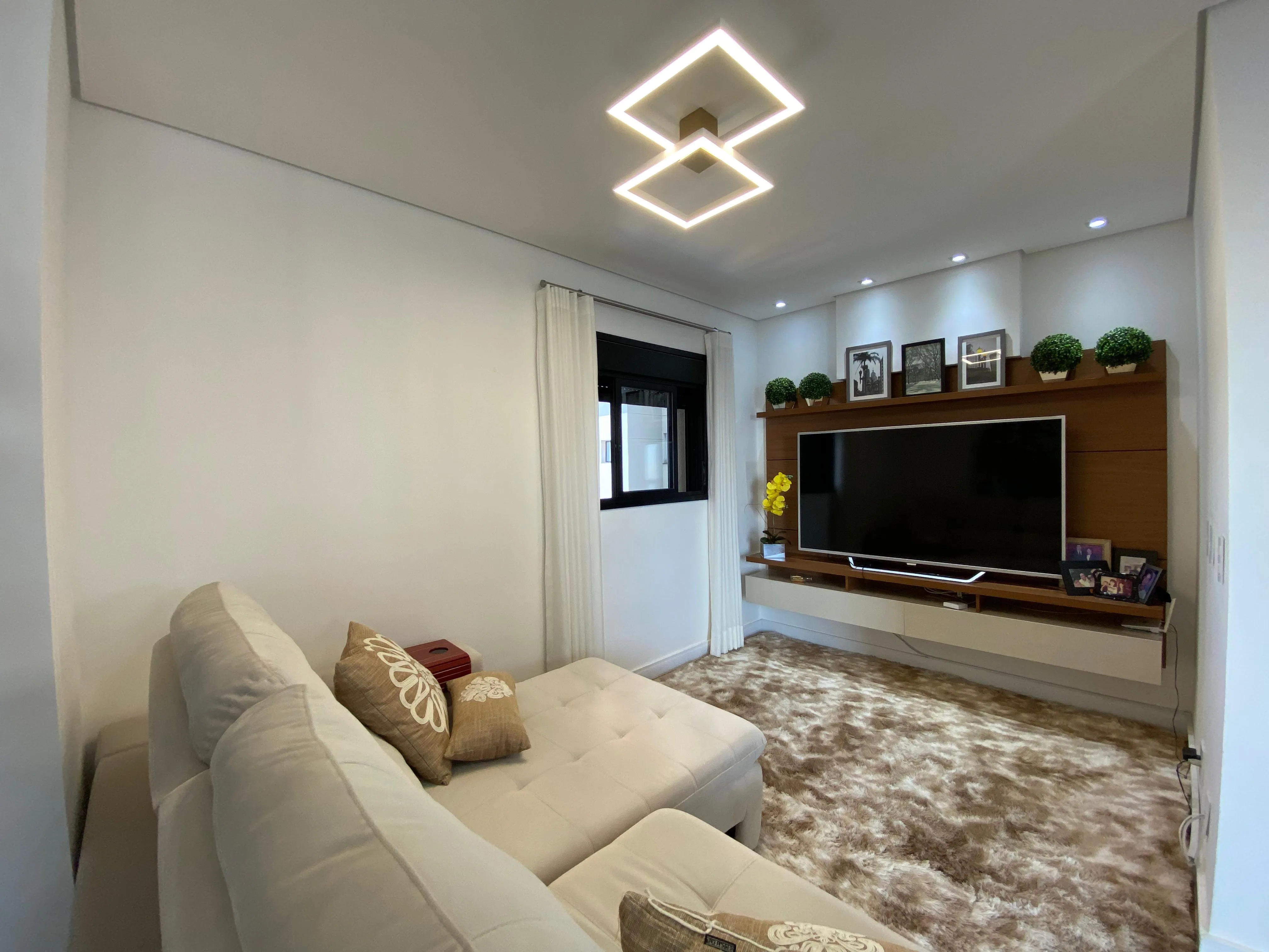 Imagem Luxuoso Duplex de 129m² com Vista Panorâmica em Sorocaba: Três Suítes, Sacada Gourmet e Condomínio de Alto Padrão