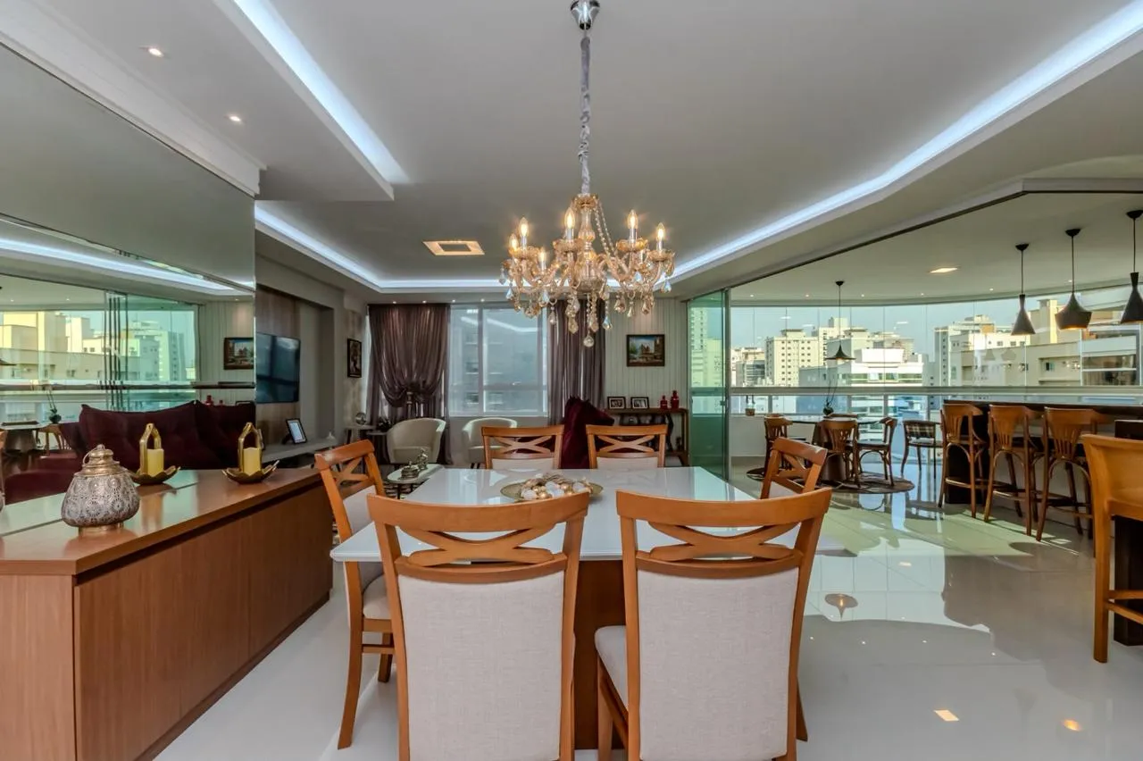 Imagem Apartamento à venda com 154m2 por R$ 2.200.000,00