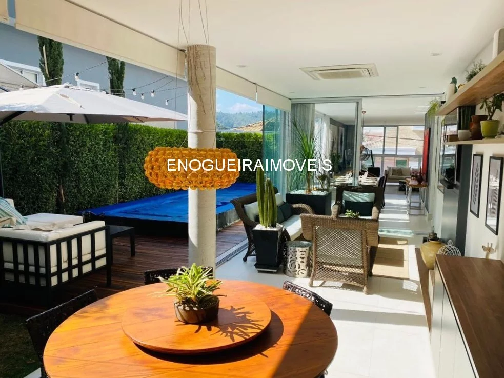 Imagem CASA RESIDENCIAL em SANTANA DE PARNAÍBA - SP, TAMBORÉ
