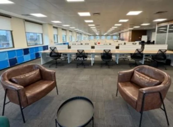 Imagem Conjunto comercial com 597m² na Cidade Monções