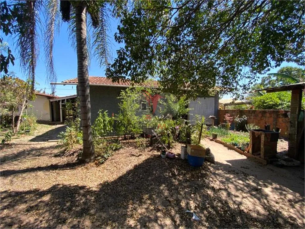 Imagem Fazenda/Sítios/Chácaras de 3 quartos, 209m² no bairro Centro, em Borebi