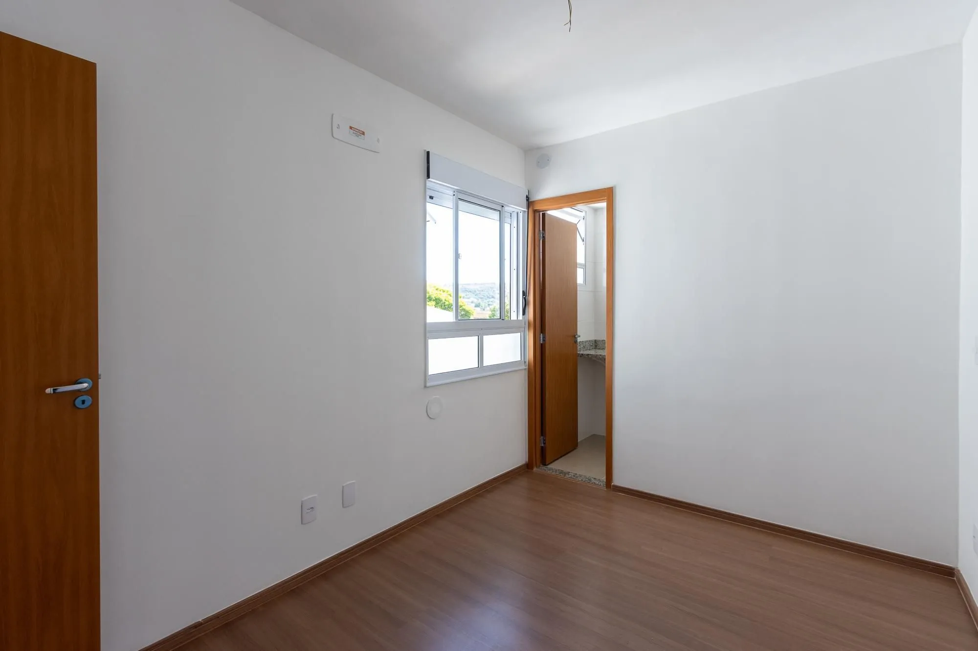 Imagem Apartamento no 5 andar de frente com 2 dormitórios