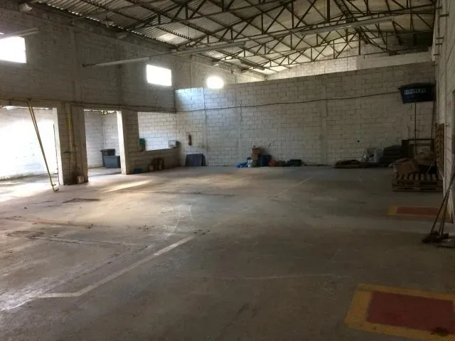 Imagem Galpão de 1.000m² em Terreno de 10.000m² no Distrito Industrial de Piedade