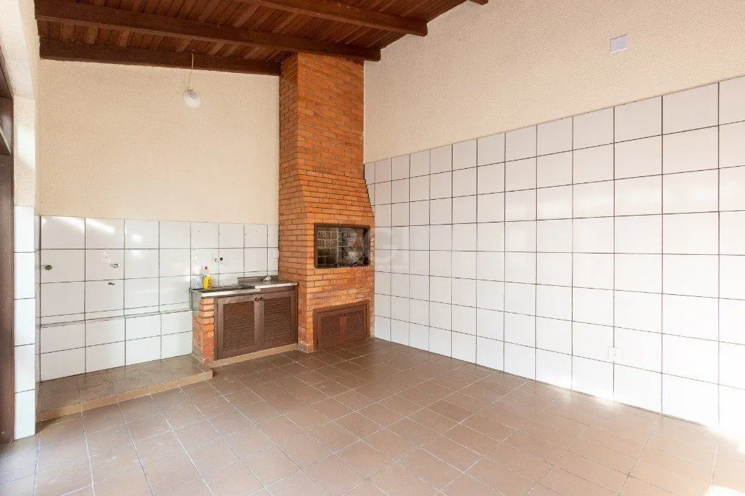 Imagem Casa para Venda - 280m², 3 dormitórios, sendo 1 suites, 2 vagas - Espirito Santo