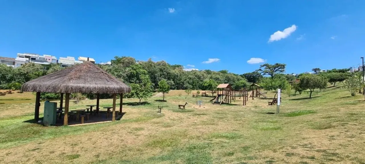 Imagem Terreno em Condomínio à Venda em Sorocaba-SP, Bairro Parque Ibiti Reserva, 272m² de Área