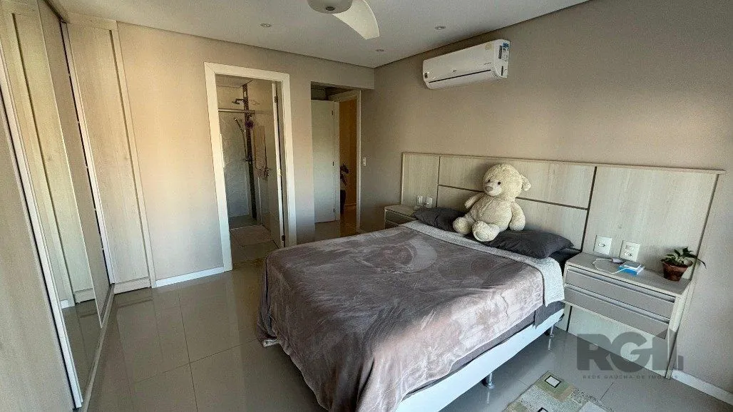 Imagem Casa de Condomínio em Hípica