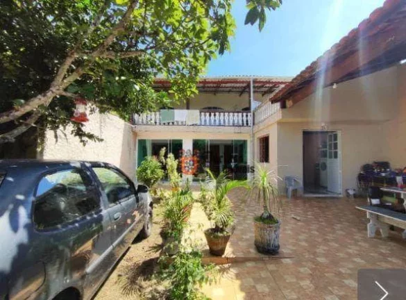 Imagem Sobrado com 3 dormitórios à venda, 250 m² por R$ 300.000 - Jardim Regina - Itanhaém/SP