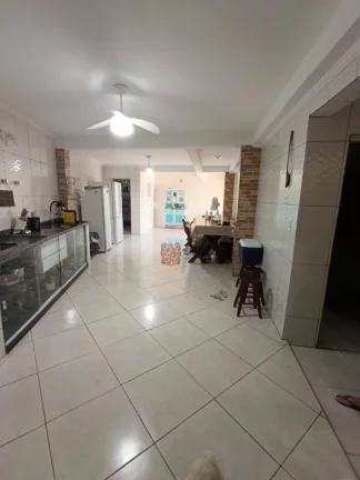 Imagem Casa com 4 dormitórios à venda, 286 m² por R$ 750.000 - Nossa Senhora de Fátima - Mongaguá/São Paulo