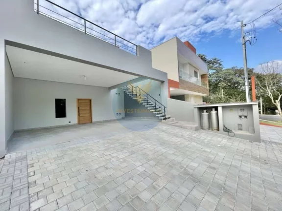 Imagem Casa em Condomínio a Venda no bairro Granja Viana - Cotia, SP