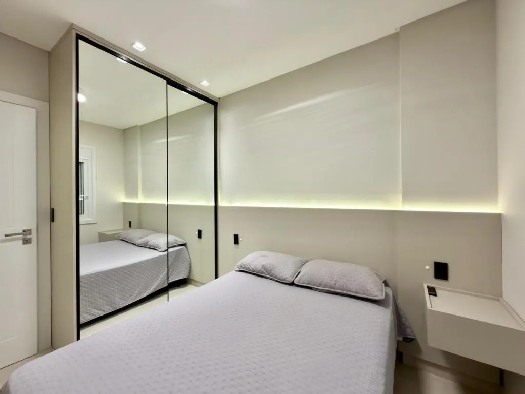 Imagem Apartamento 2 Dormitórios - Bairro Centro