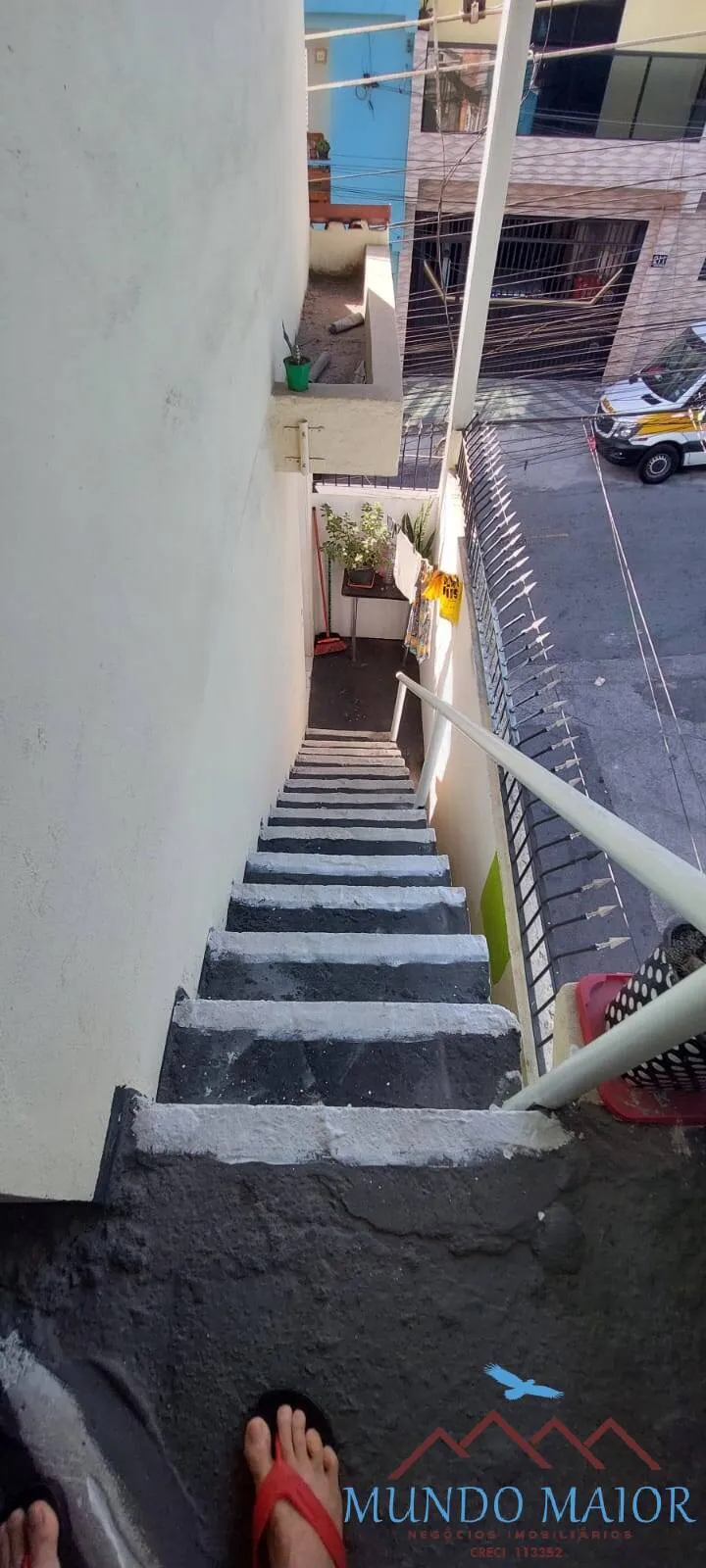 Imagem Sobrado à Venda com 2 Dorms e Lavabo - Aceita Apto em São Bernardo