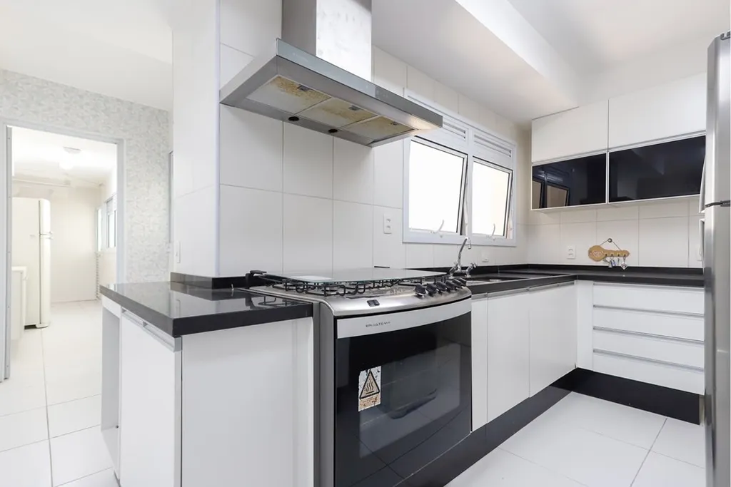 Imagem Apartamento à venda em São Paulo, Água Branca, com 4 quartos, 241m2