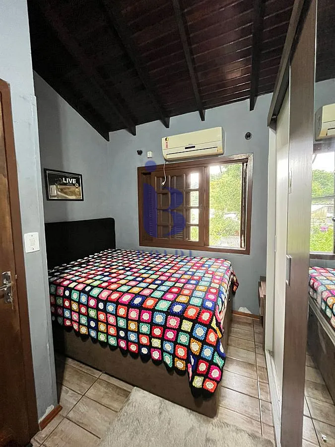 Imagem Casa sobrado na vila nova