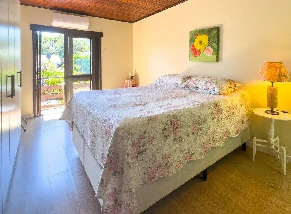 Imagem Casa Condominio Bairro Tristeza - 218m², 3 dormitórios, sendo 1 suites, 2 vagas!!