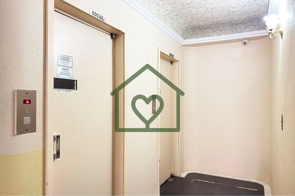 Imagem Localizado na Rua Senhor dos Passos, este apartamento de 114,63m² de área útil combina amplitude,...
