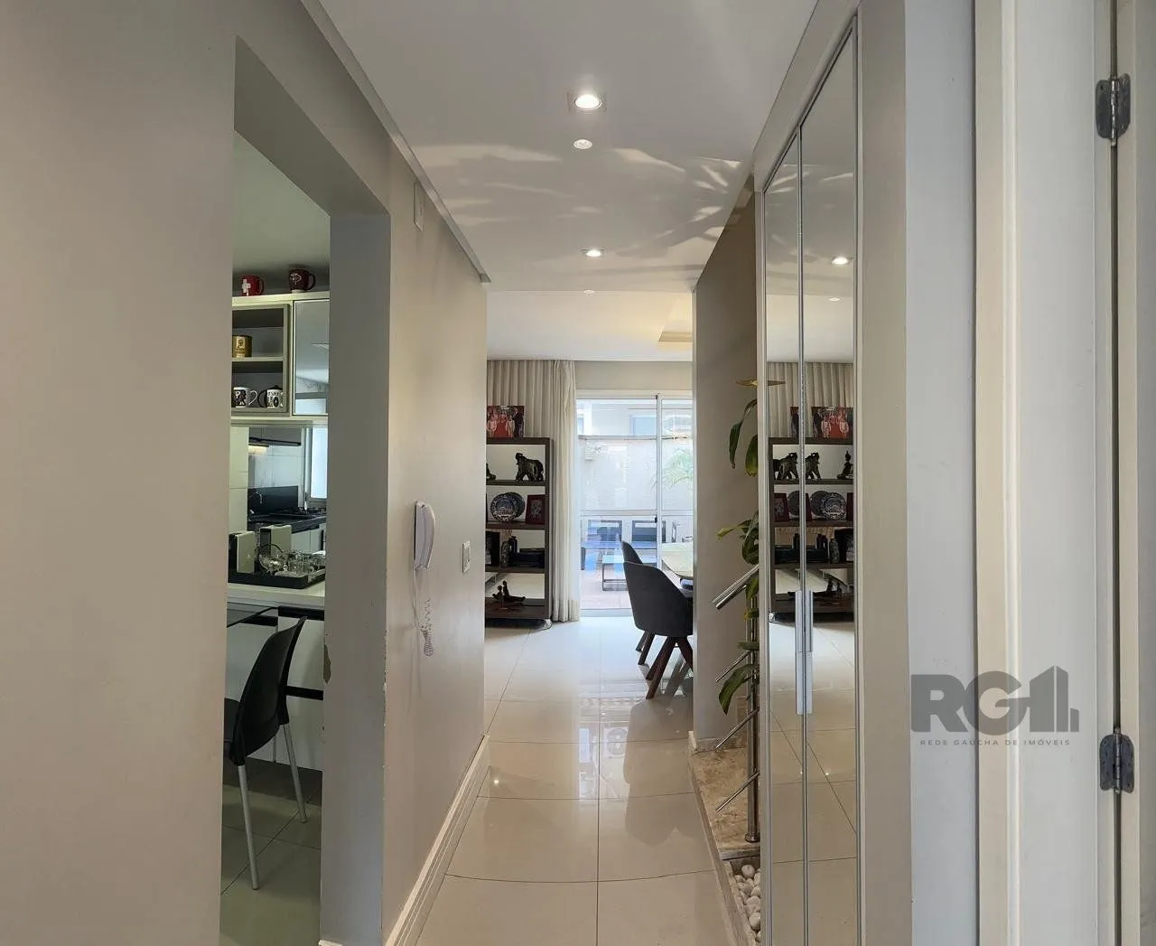 Imagem Casa de Condomínio em Sarandi