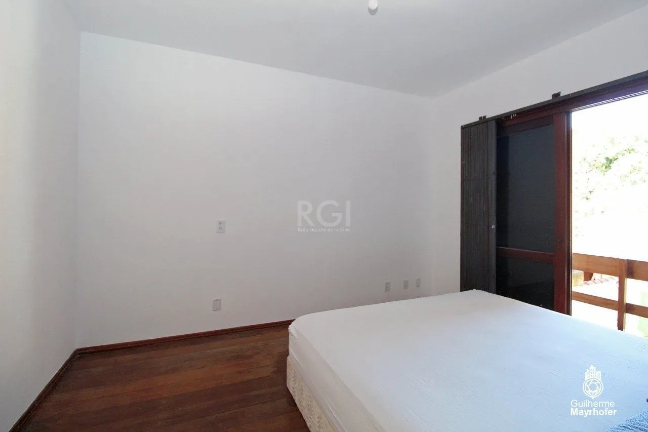 Imagem Casa para Venda - 526.64m², 4 dormitórios, sendo 2 suites, 4 vagas - Teresópolis