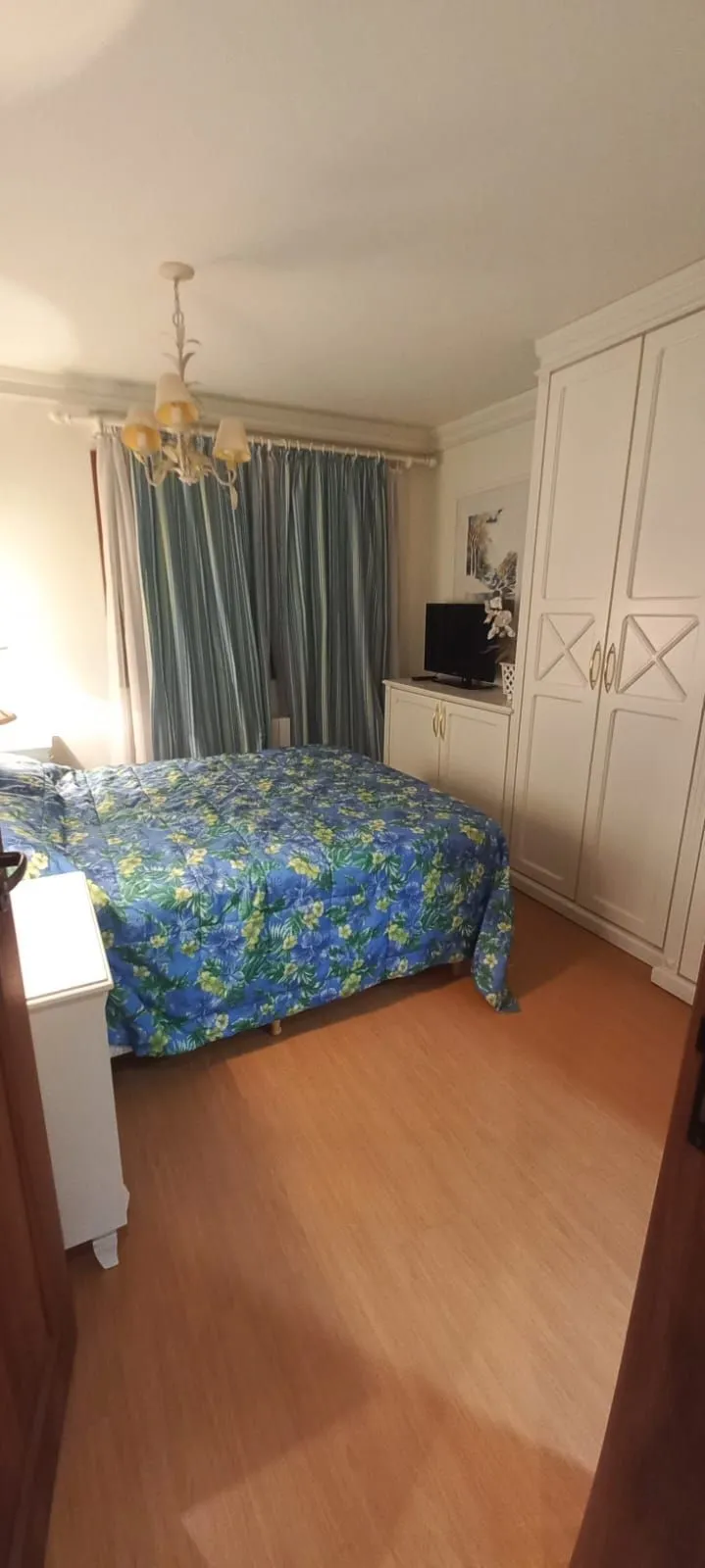 Imagem Apartamento a venda em Gramado com 02 dormitórios, suíte, sacada e vaga coberta
