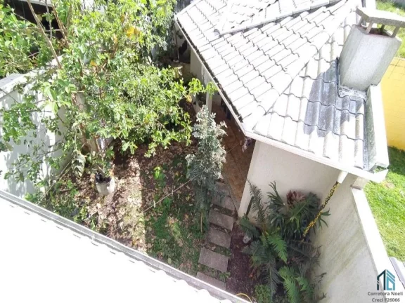 Imagem (PERMUTA) Sobrado a venda 05 quartos sendo 02 suítes em Curitiba PR