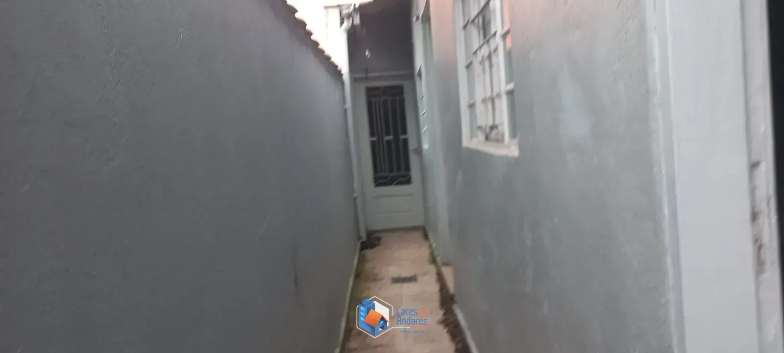 Imagem Casa à venda com terreno grande (serve tanto como residencial quanto comercial), Vila Constança, São Paulo, SP