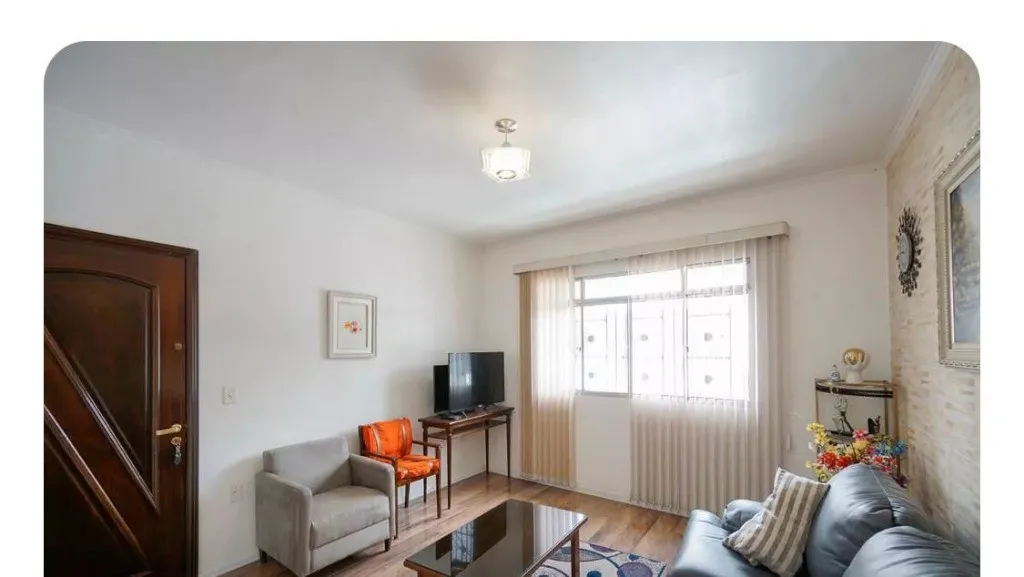 Imagem Casa à venda em São Paulo-SP, Canindé: 5 quartos, 2 banheiros, 2 vagas, 230m²! Confira já!