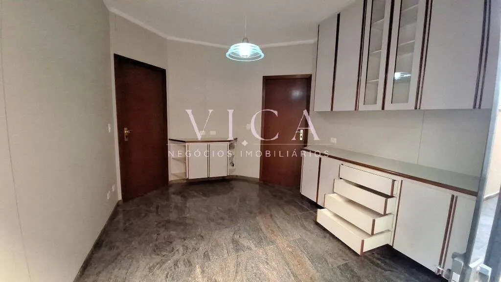 Imagem Casa para aluguel de 417 metros por 15.000, com 4 quartos em Alphaville