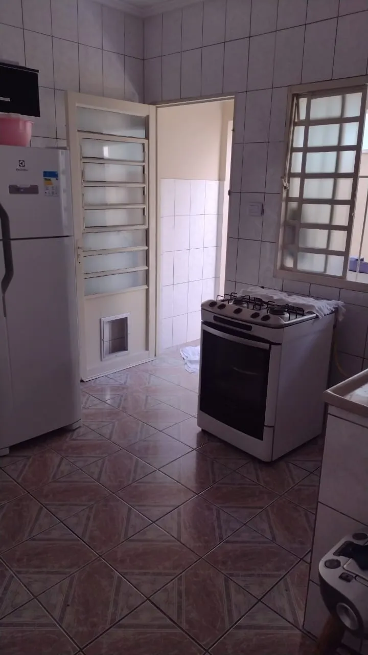 Imagem Casa à venda 2 Quartos, 1 Vaga, 125M², Parque Senhor do Bonfim, Taubaté - SP