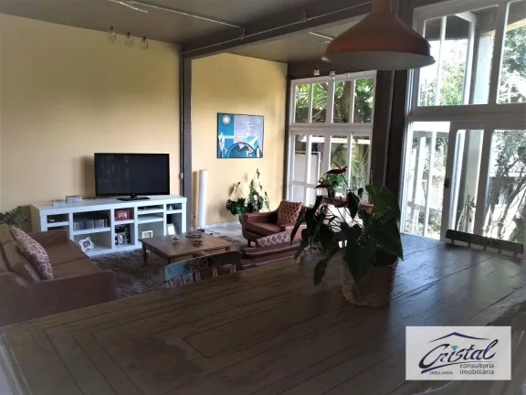 Imagem Um Sonho de Casa no Miolo da Granja Viana!