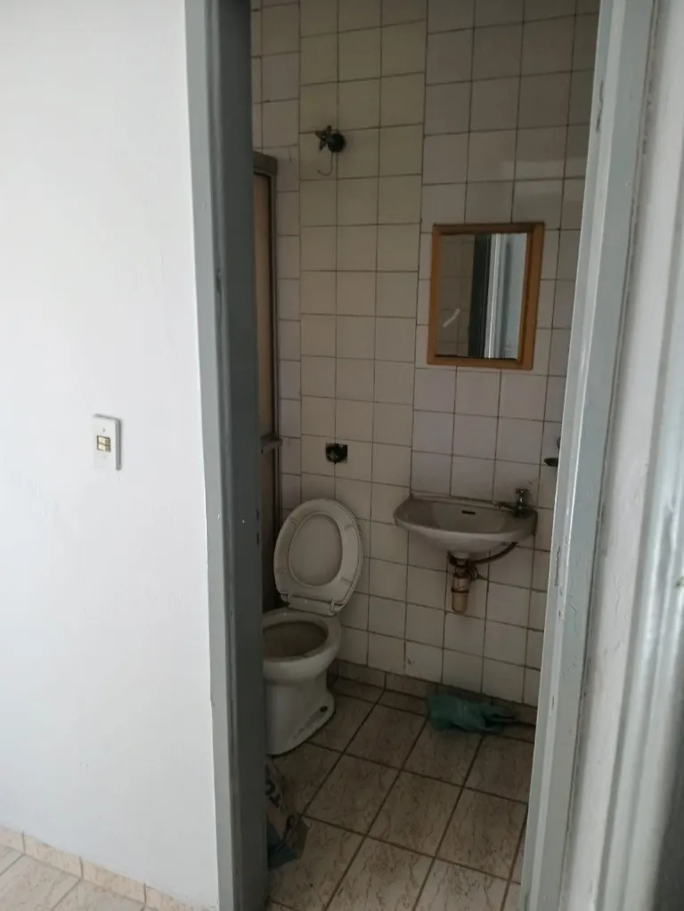 Imagem Imperdível Sobrado à Venda no Centro de Santo André-SP: 3 Quartos, 1 Suíte, 2 Banheiros, 2 Vagas, 214m²!